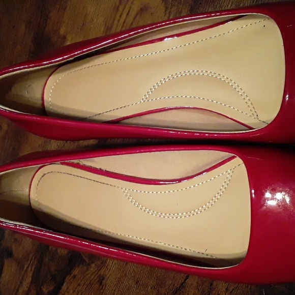 Sexy Red Sz 9 Dream Pairs Kitten Heel Gorgeous Pumps - Picture 7 of 10